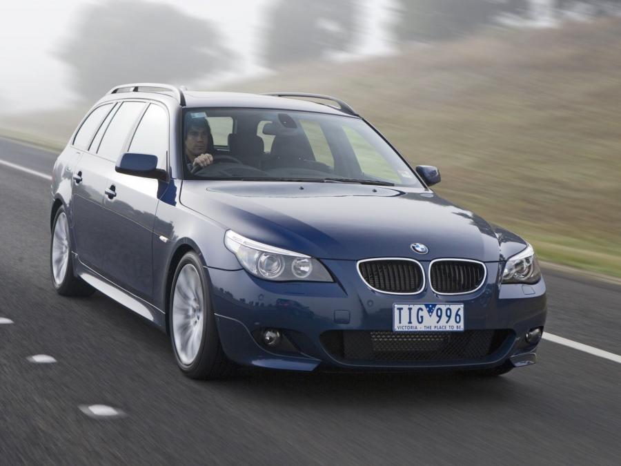 BMW 530i Touring M Sport Package 2005 года  (AU) (фото 1 из 14)